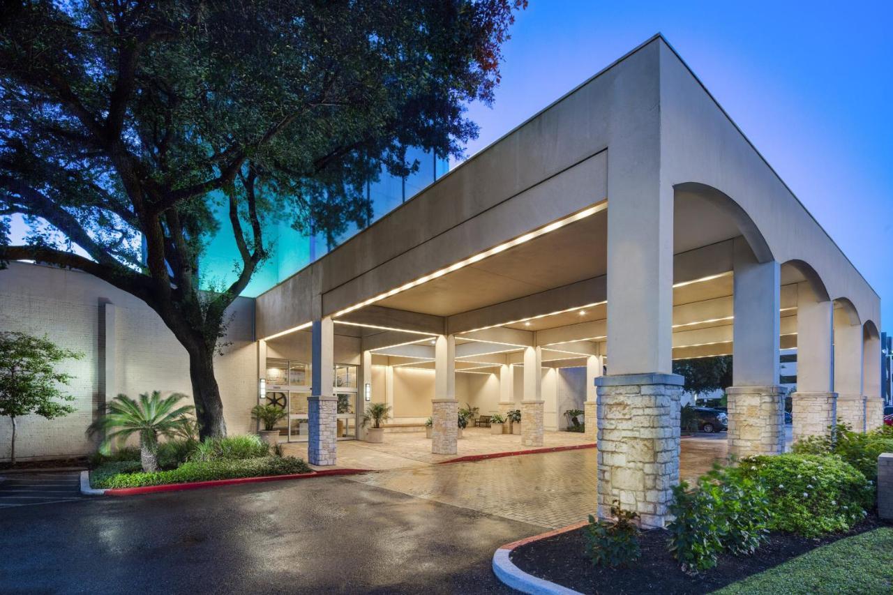 Four Points By Sheraton Houston Citycentre Exterior photo